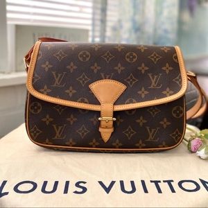 LOUIS VUITTON Monogram Sologne Shoulder Bag